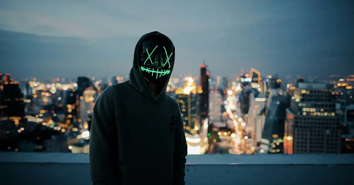 Unmasking the Blockchain: How LineaPlorer Makes Linea Feel Human